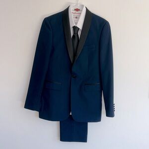 Dark blue tux jacket (36R) and pants (32), white dress shirt & black tie.